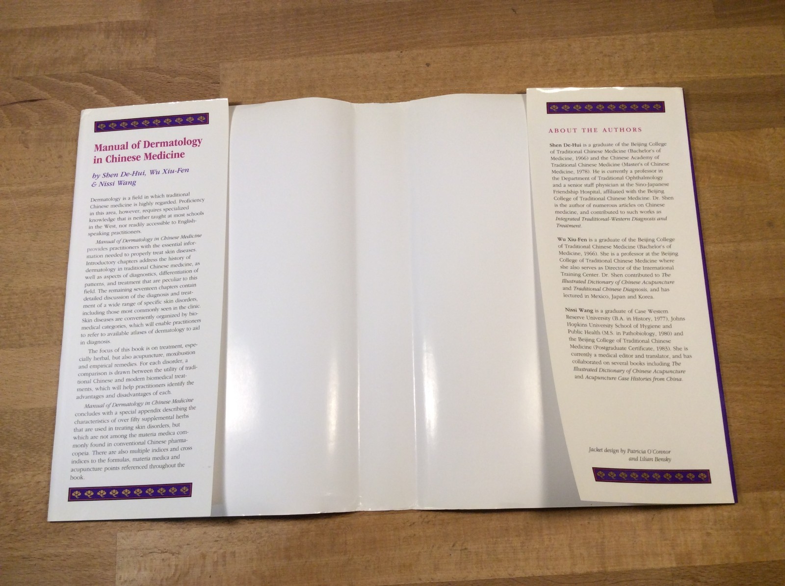 Manual of Dermatology in Chinese Medicine, Se-Hui, Xiu-Fen, Hardcover