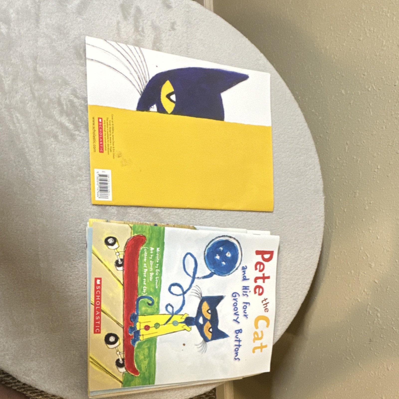 Scholastic Paperback book lot of 11. Incl Pete the cat. Illustrated Ages 4-8