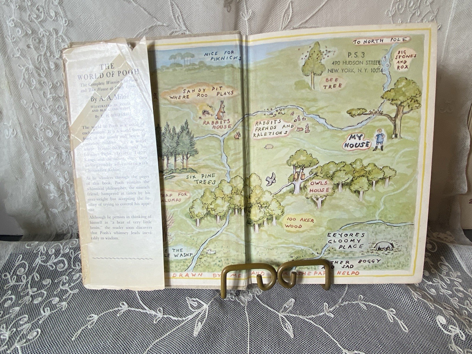 The World of Pooh A.A. Milne 1957 Color Illustrated E.H. Shepard w/ Dust Jacket