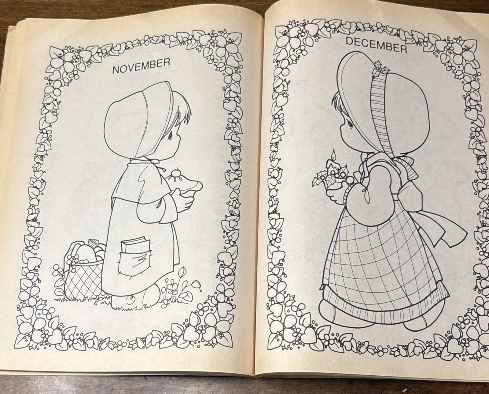 Golden PRECIOUS MOMENTS Giant Coloring & Activity Book PB 1991 Ages 4-8 Vintage